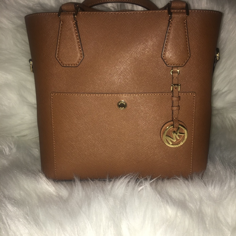 Michael Kors Greenwich handbag❌sold❌ - Picture 7 of 7